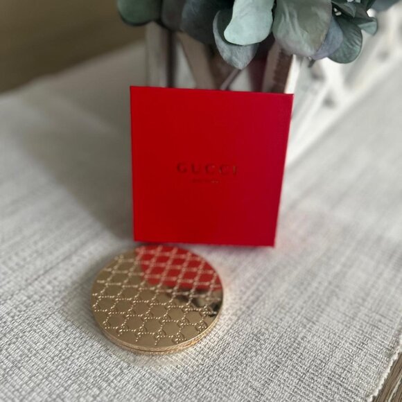 GUCCI Double Sided Compact Mirror NEW in Box VIP Gold Beauty Pocket Mirror NIB - Picture 2 of 5